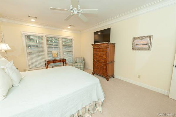 3408 Oak Grove Circle