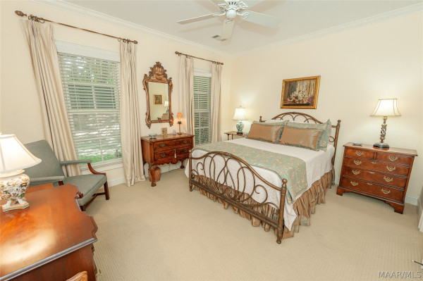 3408 Oak Grove Circle