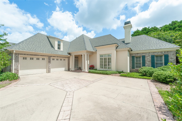 3408 Oak Grove Circle
