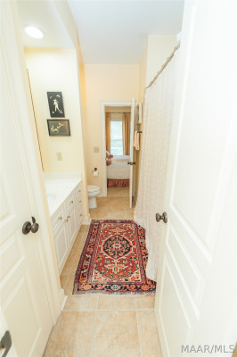 3408 Oak Grove Circle