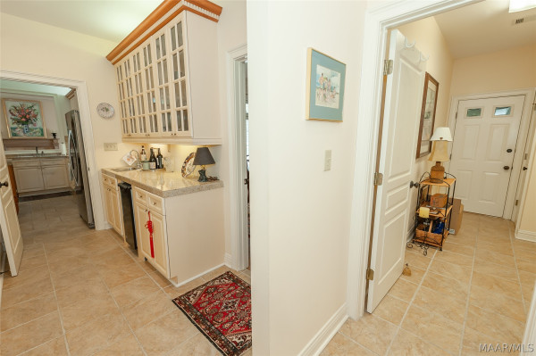 3408 Oak Grove Circle