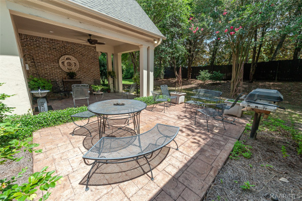 3408 Oak Grove Circle