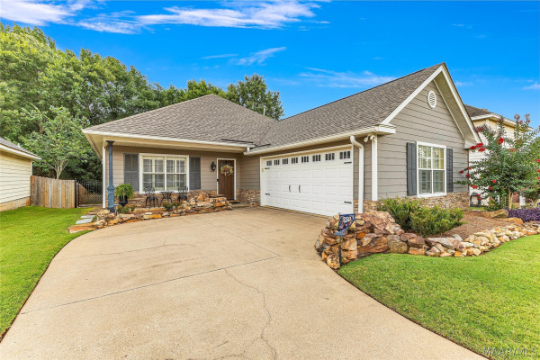 1680 Hawthorne Lane