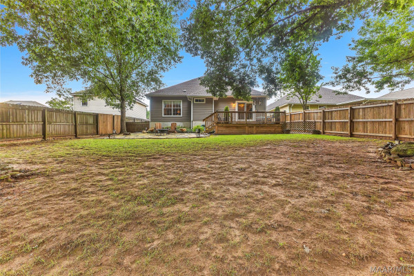 1680 Hawthorne Lane