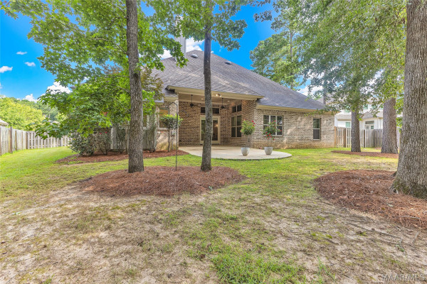 8901 Crescent Lodge Drive