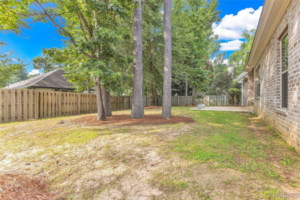 8901 Crescent Lodge Drive