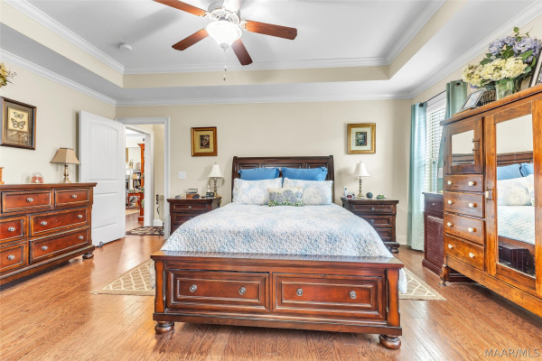 271 Meadowview Lane
