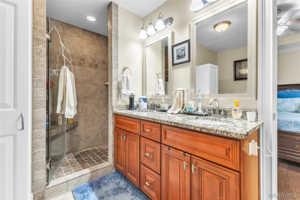 271 Meadowview Lane