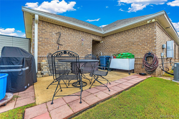271 Meadowview Lane