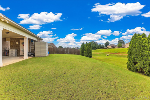 271 Meadowview Lane