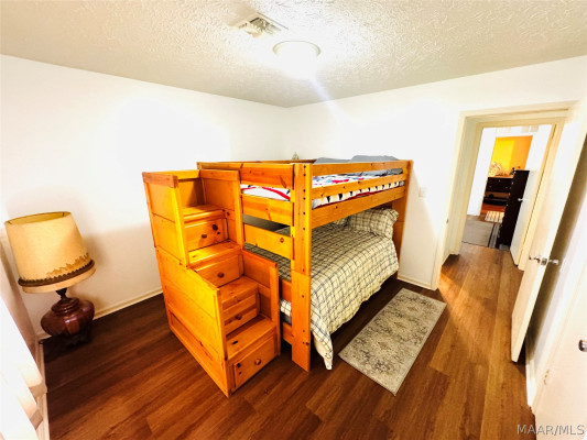 285 Ashwood Drive