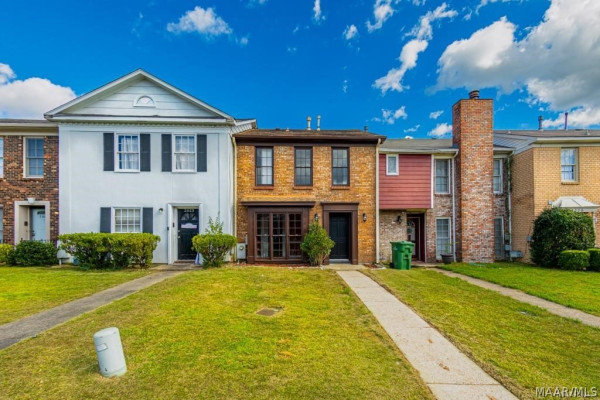 2025 Rexford Road