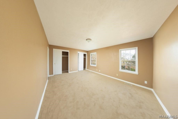 2025 Rexford Road