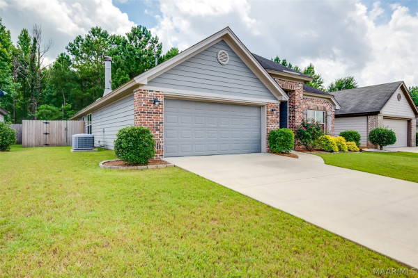 713 Charlemont Lane