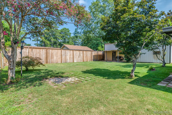617 Fairview Avenue