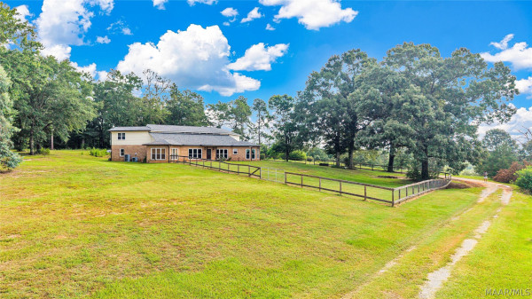 1496 County Road 81 Road