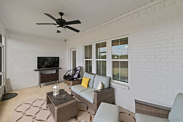 244 Royal Oaks Drive