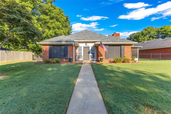 838 Dee Drive