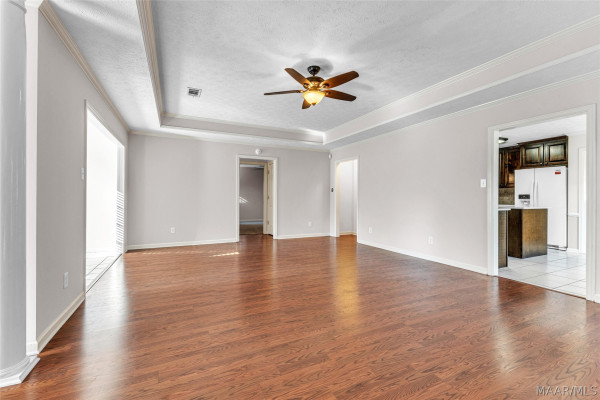 838 Dee Drive