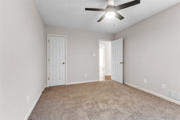 838 Dee Drive