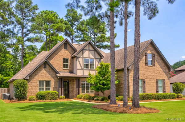 8519 TWIN GABLES Drive