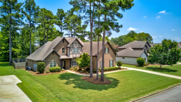 8519 TWIN GABLES Drive