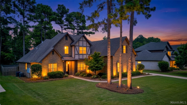 8519 TWIN GABLES Drive