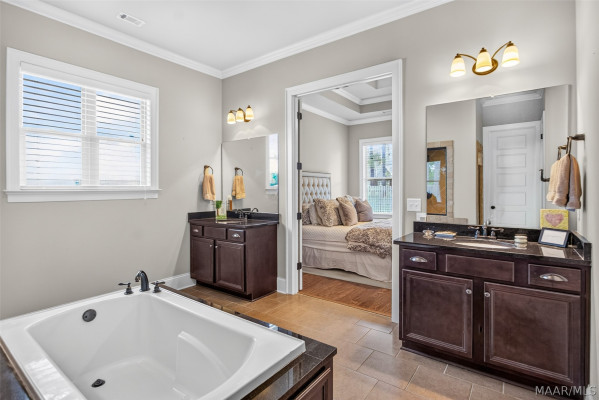 8519 TWIN GABLES Drive