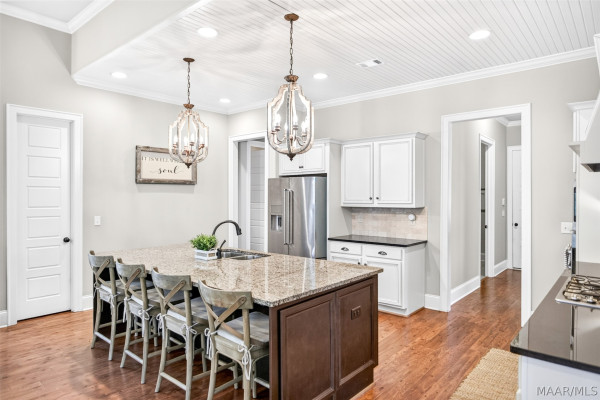 8519 TWIN GABLES Drive