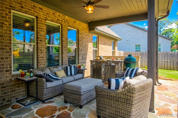 8519 TWIN GABLES Drive