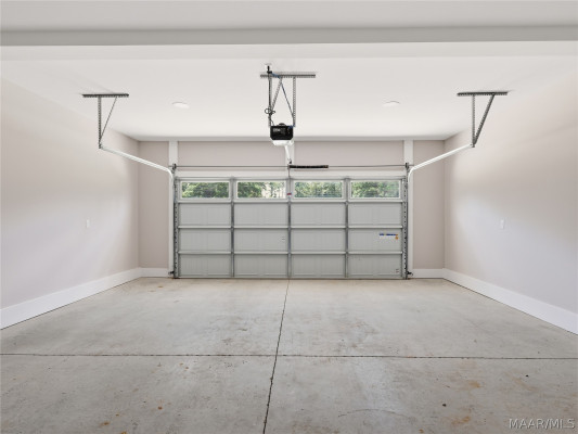 928 Central Road