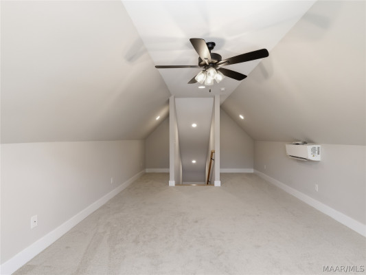 928 Central Road