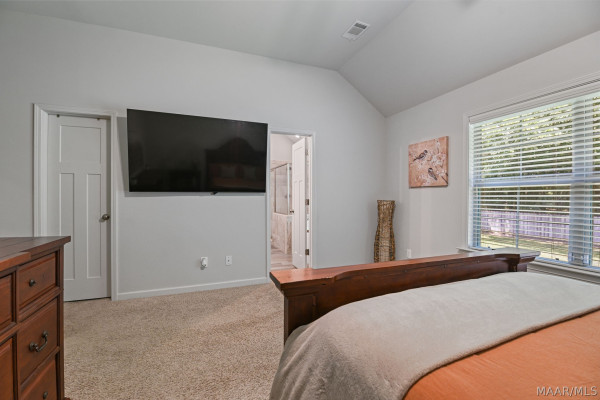 605 Glenmede Lane