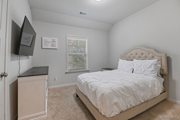 605 Glenmede Lane