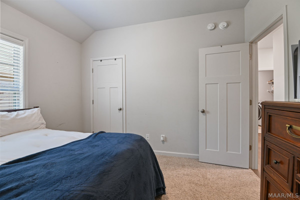 605 Glenmede Lane