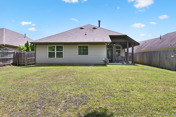 605 Glenmede Lane