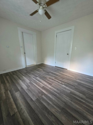 142 Little Road