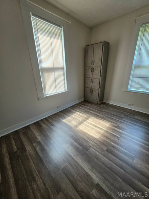 142 Little Road