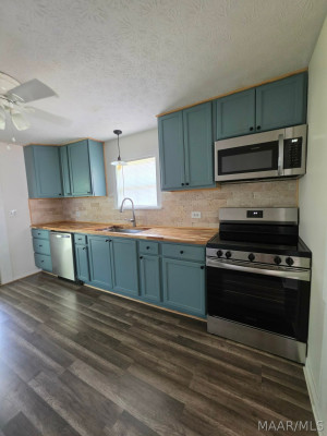 142 Little Road