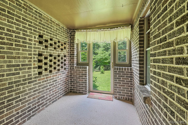 1104 Smith Road