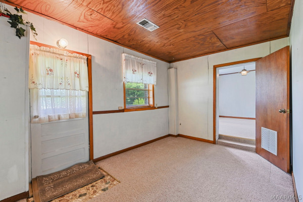 1104 Smith Road