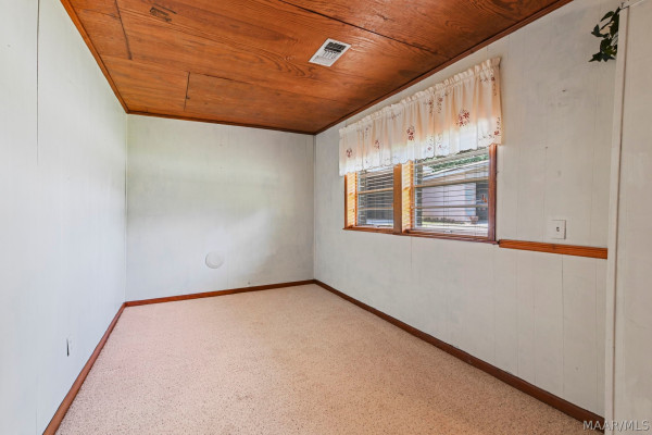 1104 Smith Road