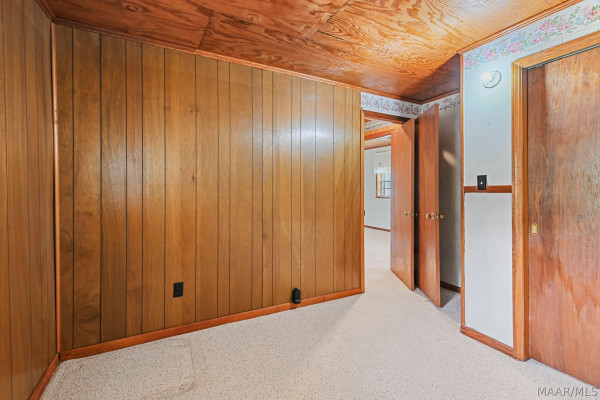 1104 Smith Road