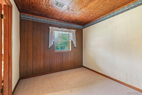 1104 Smith Road