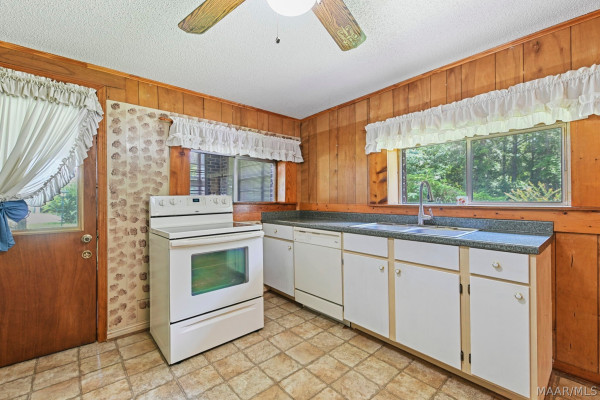 1104 Smith Road
