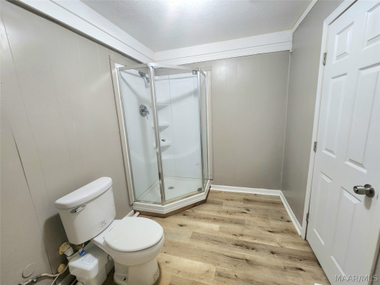 102 White Oak Drive