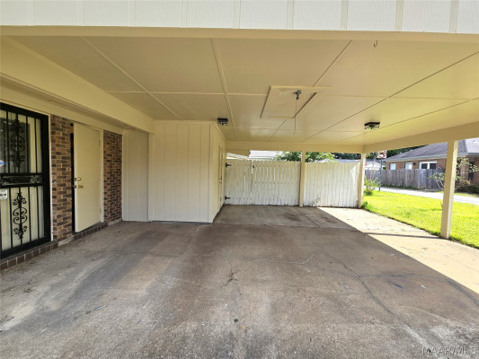 4601 YOUNG FARM Court