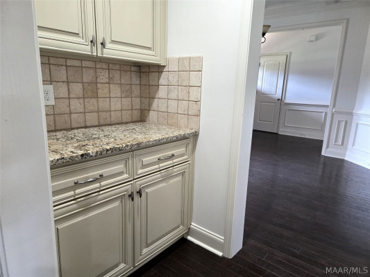450 New Providence Way