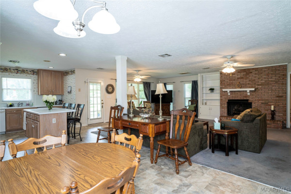1912 Alderpoint Drive