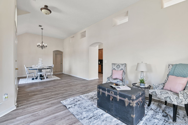 1022 THISTLE Road